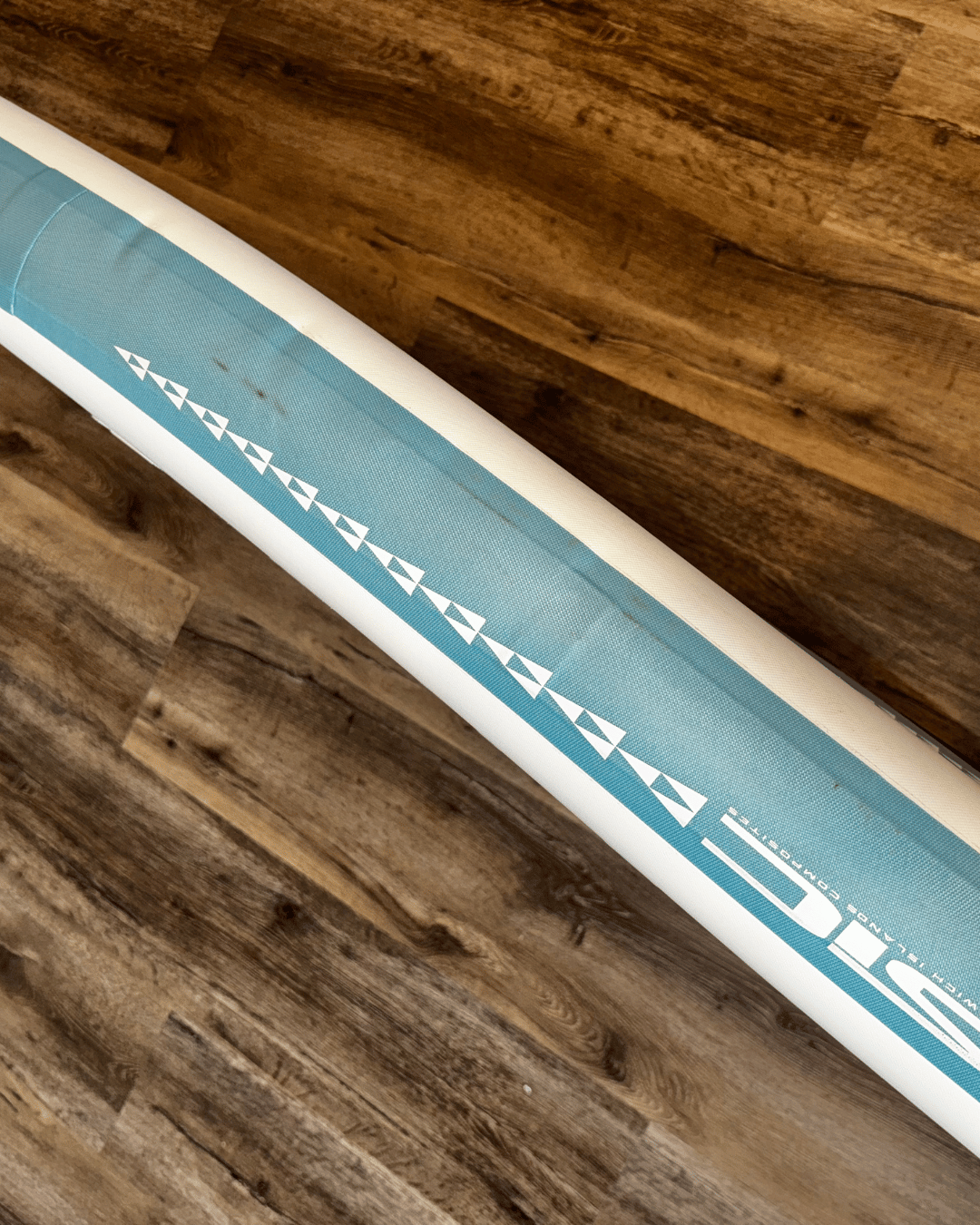 RAPTOR AIR 5&#39;11&quot; Inflatable Wing Foil Board - Travel Ready